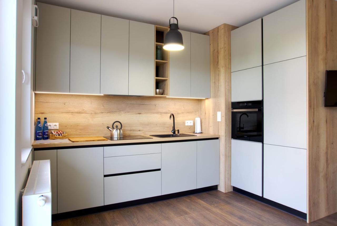 Essence Apartments Topaz Познань Экстерьер фото