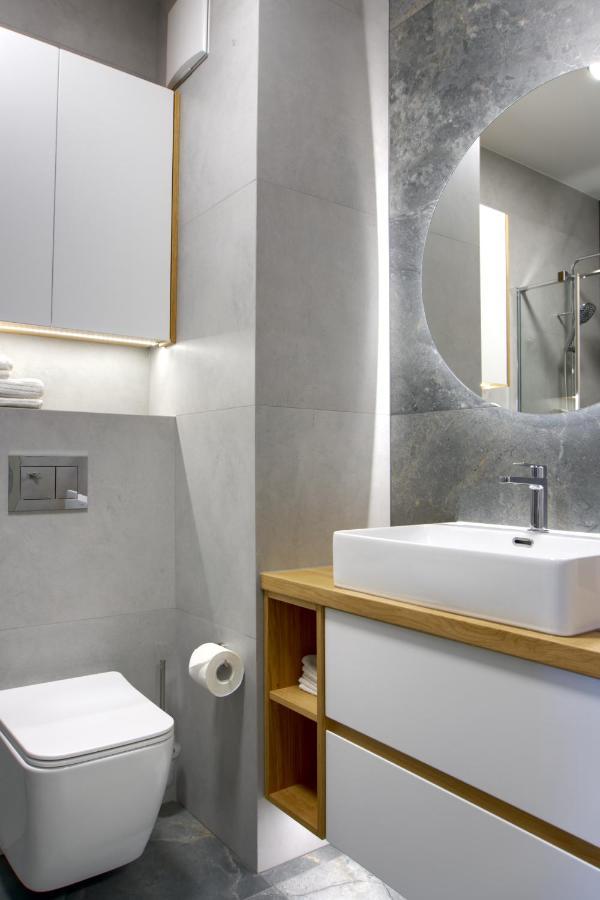 Essence Apartments Topaz Познань Экстерьер фото